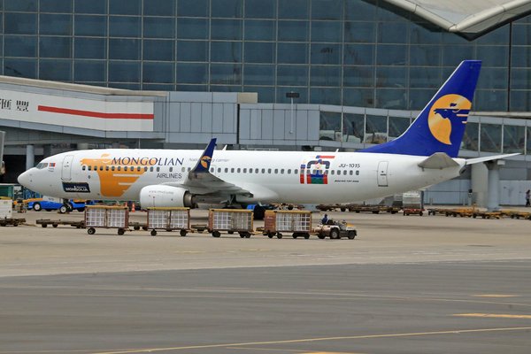 Quels sont les meilleurs itinéraires pour une randonnée dans les montagnes des Dolomites, Italie : saisons et équipements ?